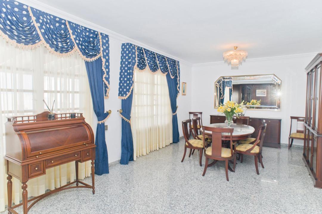 Pilar Villa *